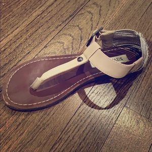 Steve Madden sandals